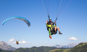 paragliding vs parasailing